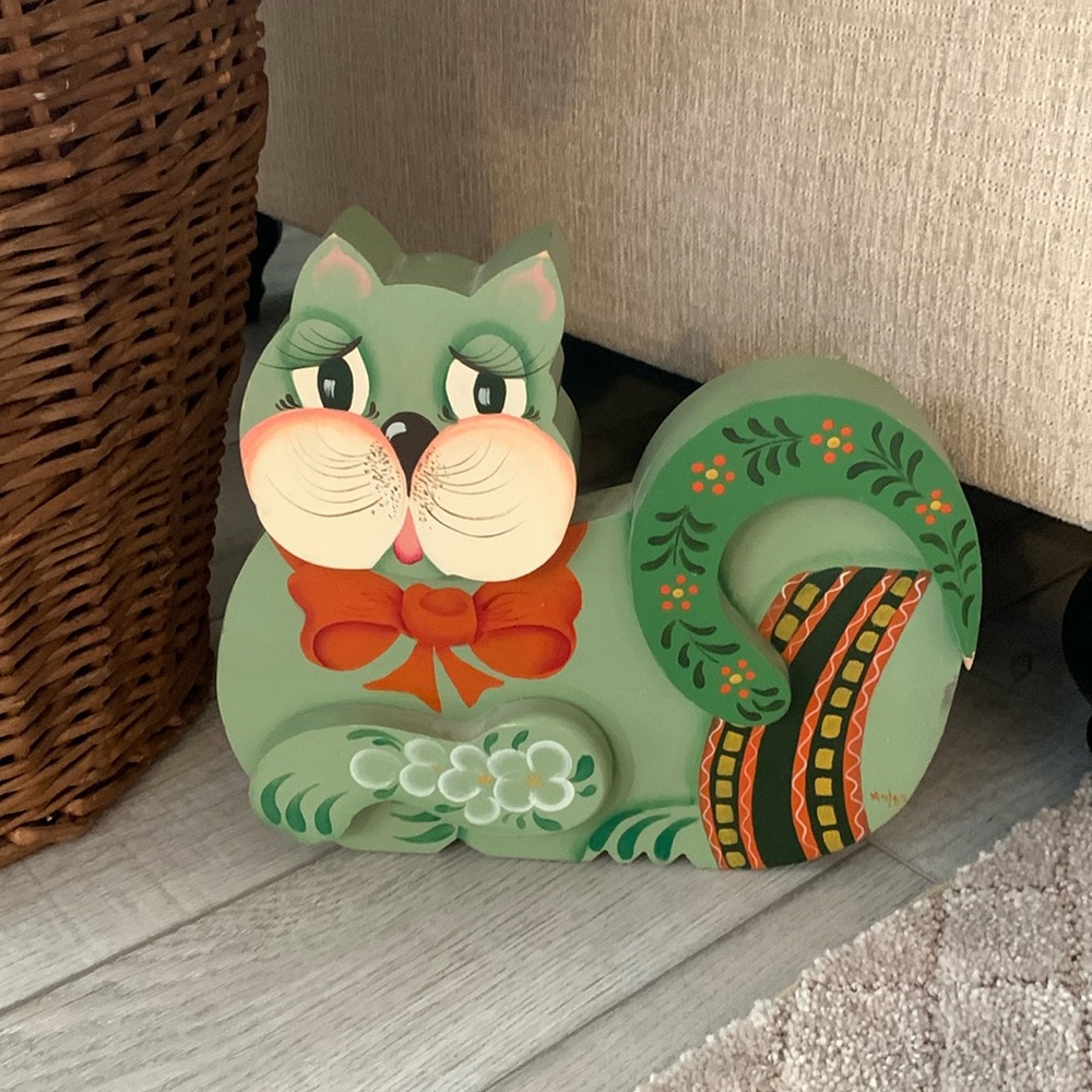 Vintage Toll Painted Wood Cat